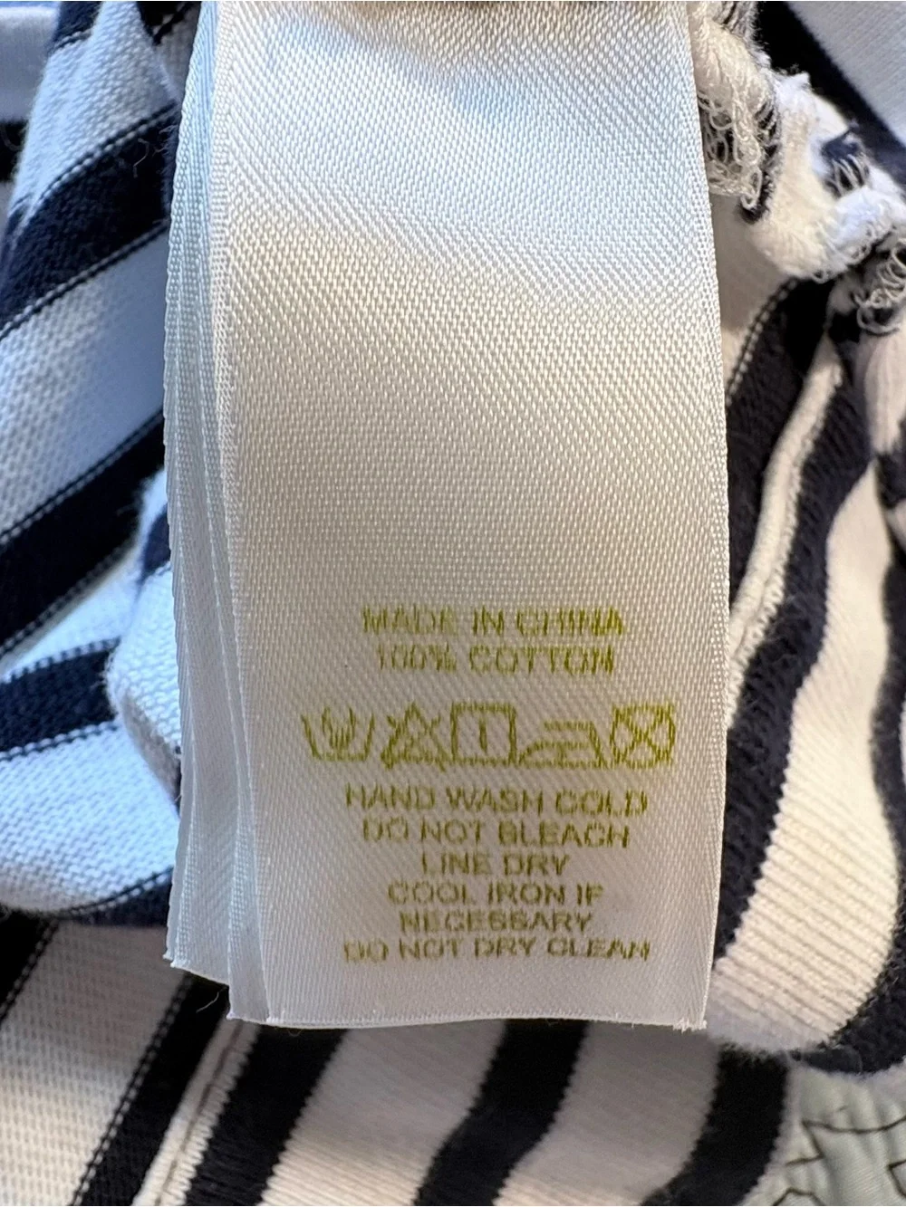 💥Kate Spade Beware of Sharks Breton Stripe Sparkle Graphic Cotton Top Sz S🧡